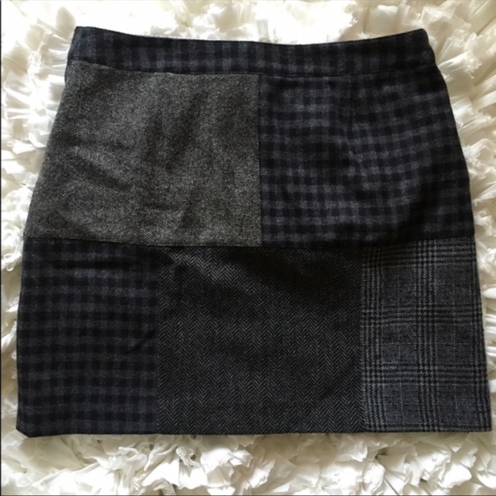 Brooks Brothers Wool Patch Print Skirt - Picture 5 of 5